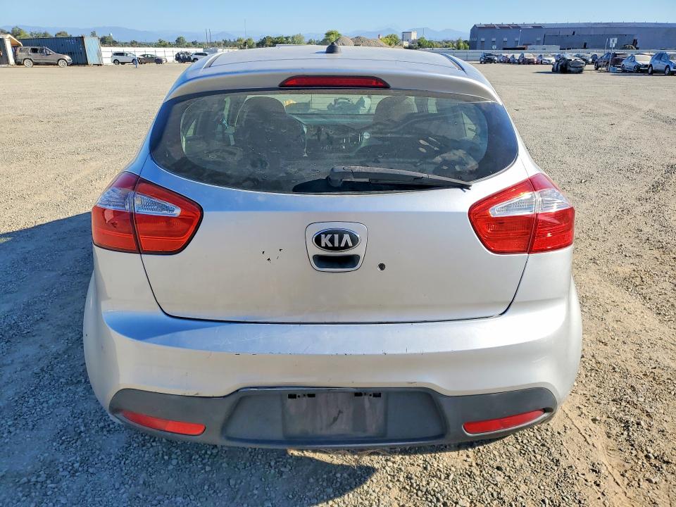2013 Kia Rio მანქანა იყიდება აუქციონზე, vin: KNADM5A3XD6138687, აუქციონის ნომერი: 62905386
