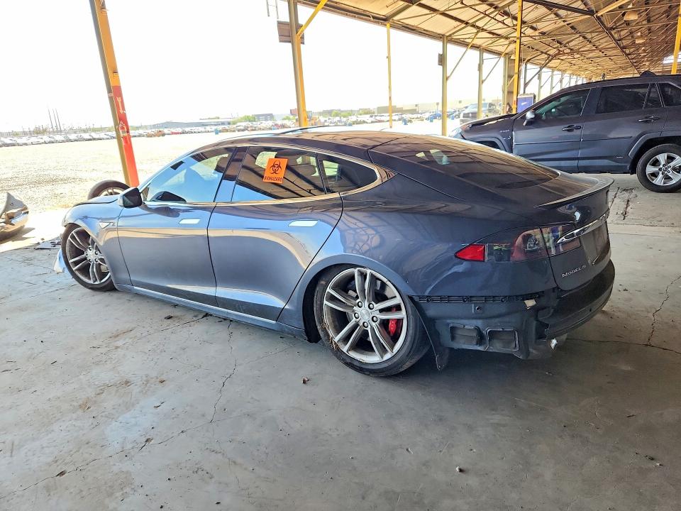 Продажа на аукционе авто 2016 Tesla Model S, vin: 5YJSA1E49GF143399, номер лота: 63242736
