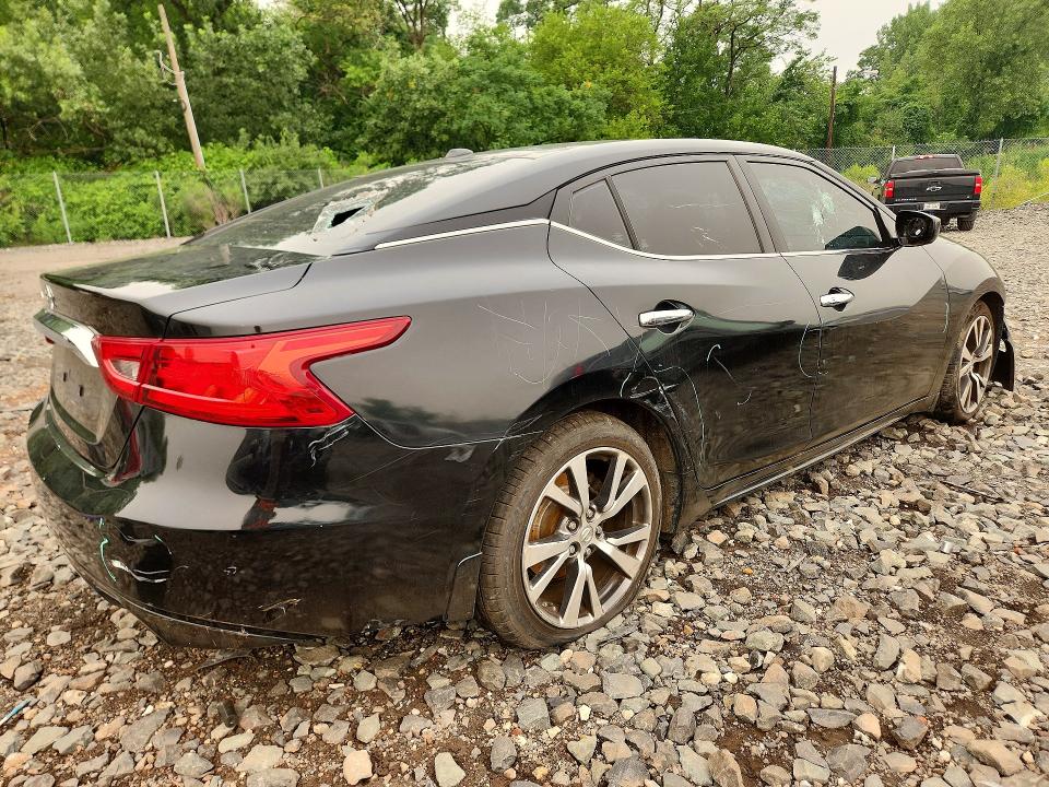 59716946 :رقم المزاد ، 1N4AA6AP3HC363909 vin ، 2017 Nissan Maxima مزاد بيع