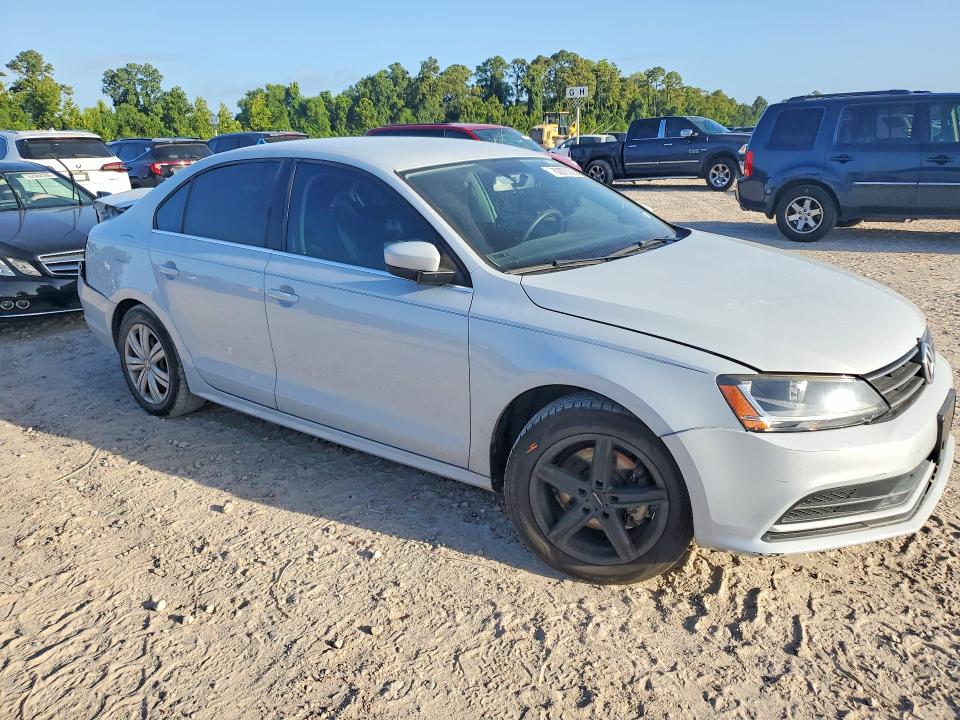 2017 Volkswagen Jetta მანქანა იყიდება აუქციონზე, vin: 3VW2B7AJ3HM382582, აუქციონის ნომერი: 62870206