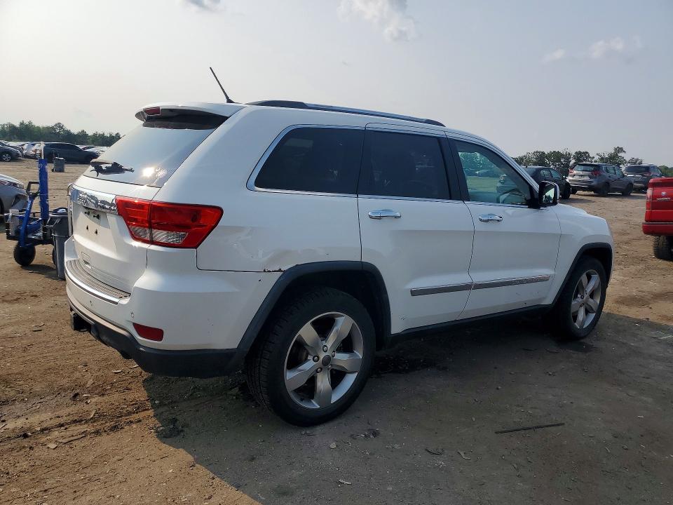2013 Jeep Grand Cherokee მანქანა იყიდება აუქციონზე, vin: 1C4RJFBG4DC583341, აუქციონის ნომერი: 62932686
