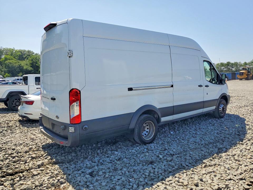62064906 :رقم المزاد ، 1FTBF4XM4JKA33015 vin ، 2018 Ford Transit مزاد بيع