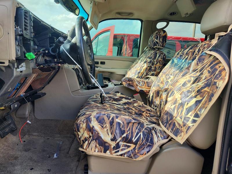 2003 Chevrolet Suburban მანქანა იყიდება აუქციონზე, vin: 3GNGK26U13G194415, აუქციონის ნომერი: 61586396