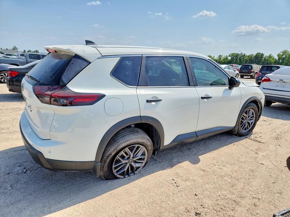 62262376 :رقم المزاد ، 5N1BT3AA9TC720680 vin ، 2026 Nissan Rogue مزاد بيع