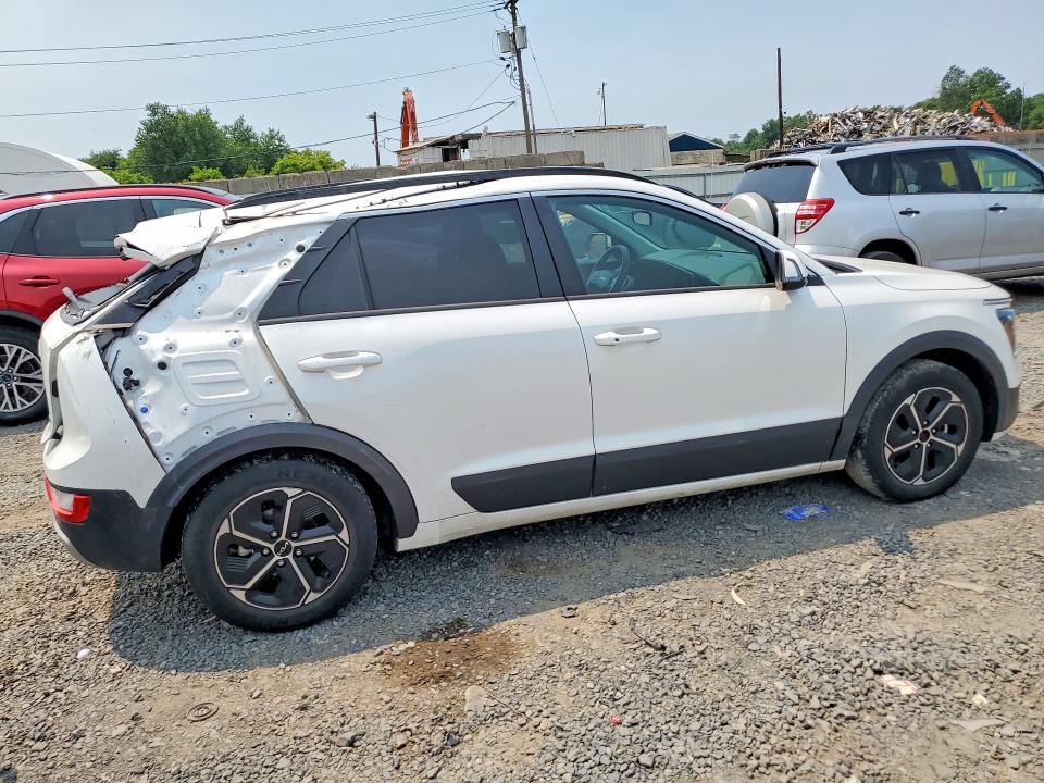 2023 Kia Niro მანქანა იყიდება აუქციონზე, vin: KNDCR3LE2P5051508, აუქციონის ნომერი: 60757436