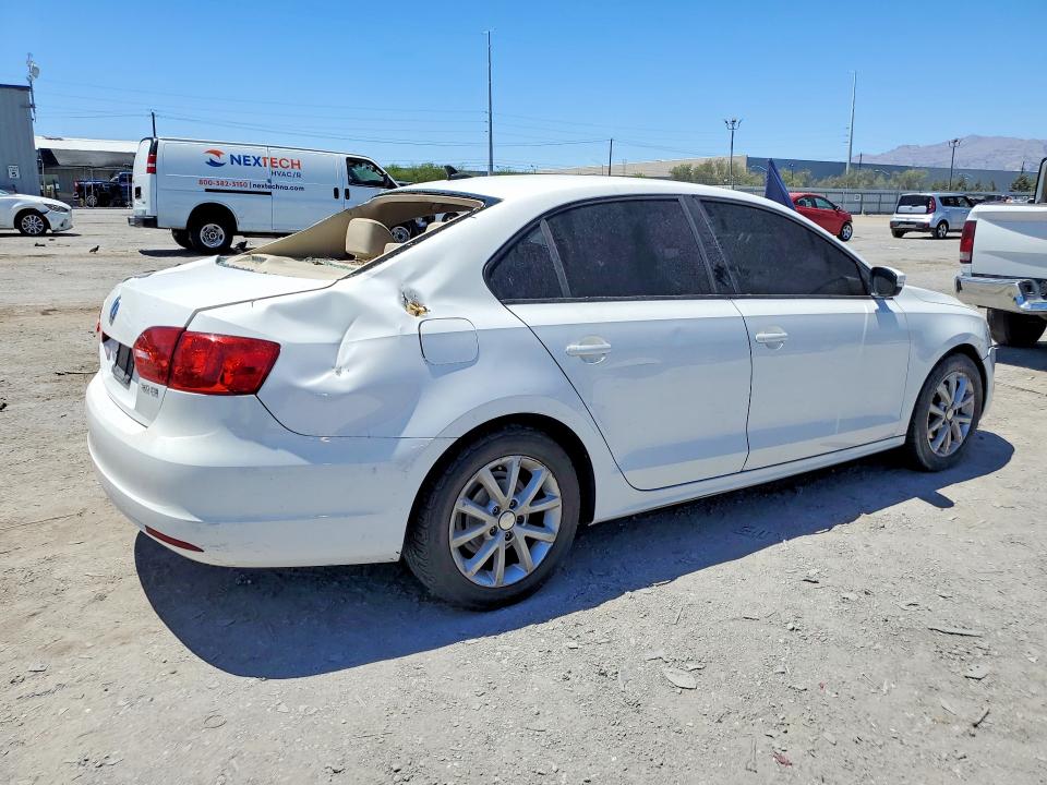 60292986 :رقم المزاد ، 3VWDZ7AJ0BM341502 vin ، 2011 Volkswagen Jetta مزاد بيع