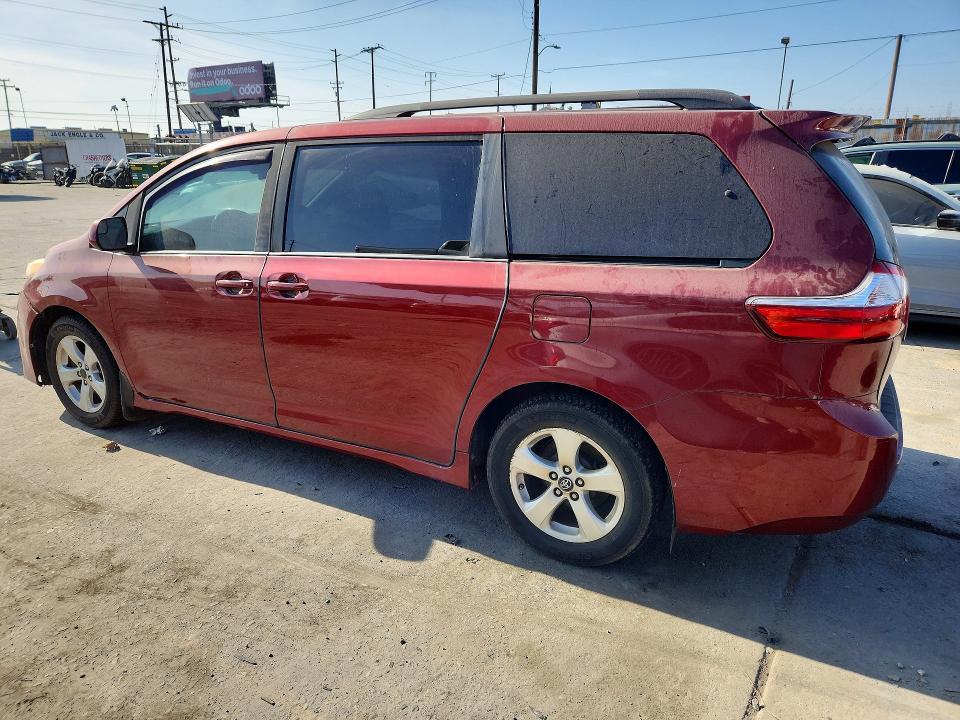 Auction sale of the 2019 Toyota Sienna, vin: 5TDKZ3DC4KS995788, lot number: 62788286