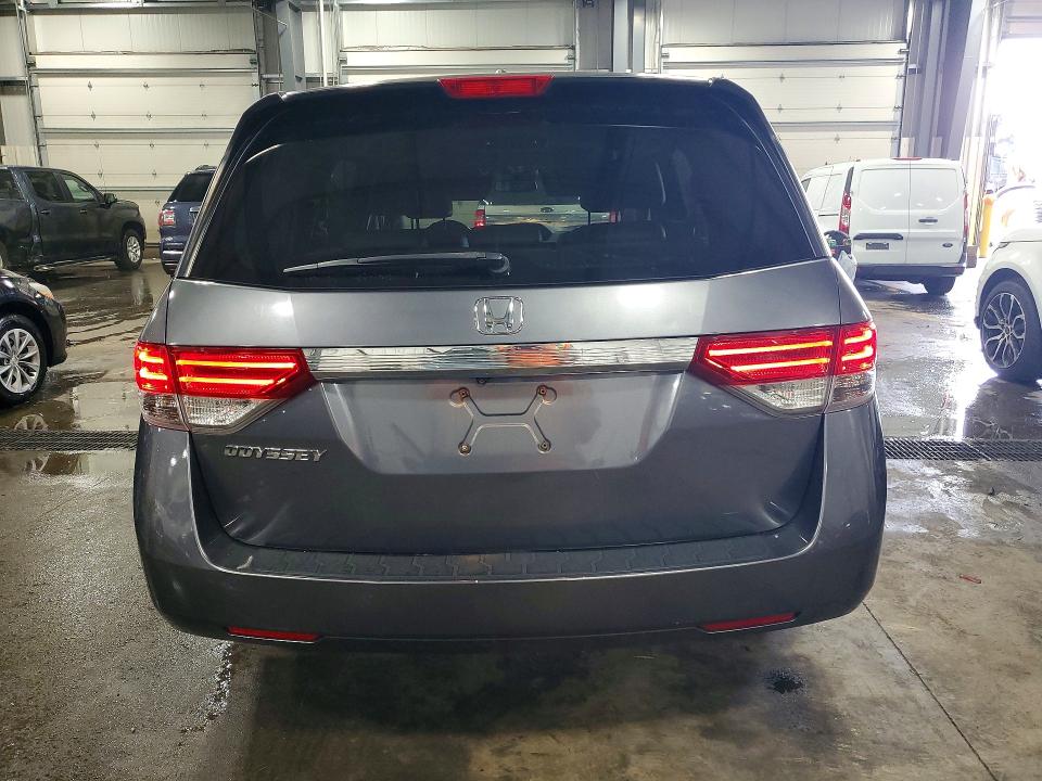 60620876 :رقم المزاد ، 5FNRL5H67EB084170 vin ، 2014 Honda Odyssey مزاد بيع
