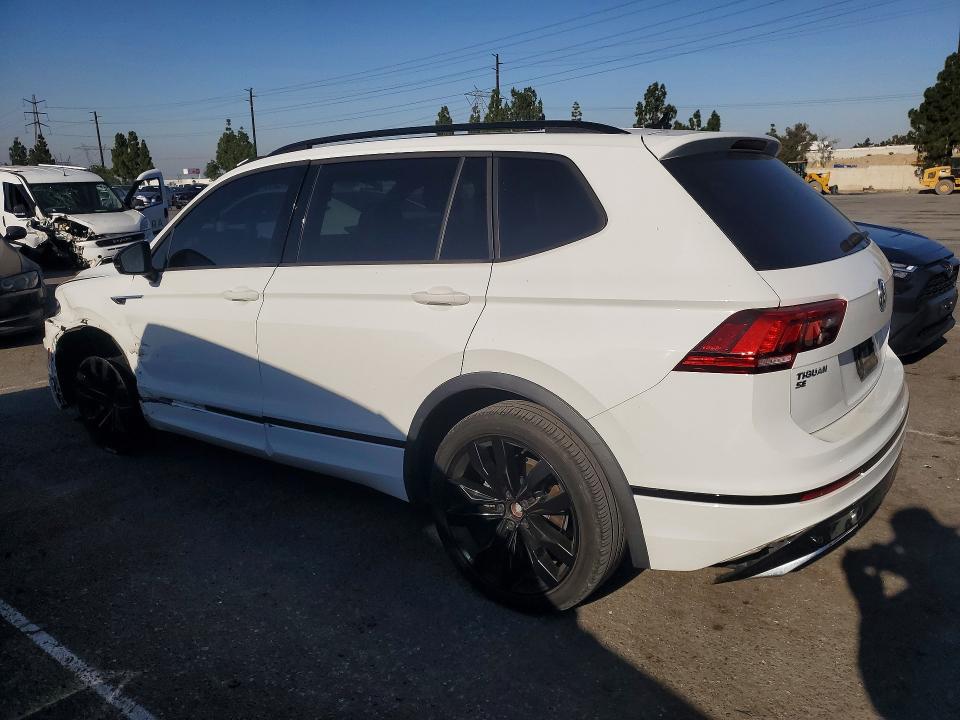 Продажа на аукционе авто 2021 Volkswagen Tiguan, vin: 3VV2B7AX0MM101602, номер лота: 60443856
