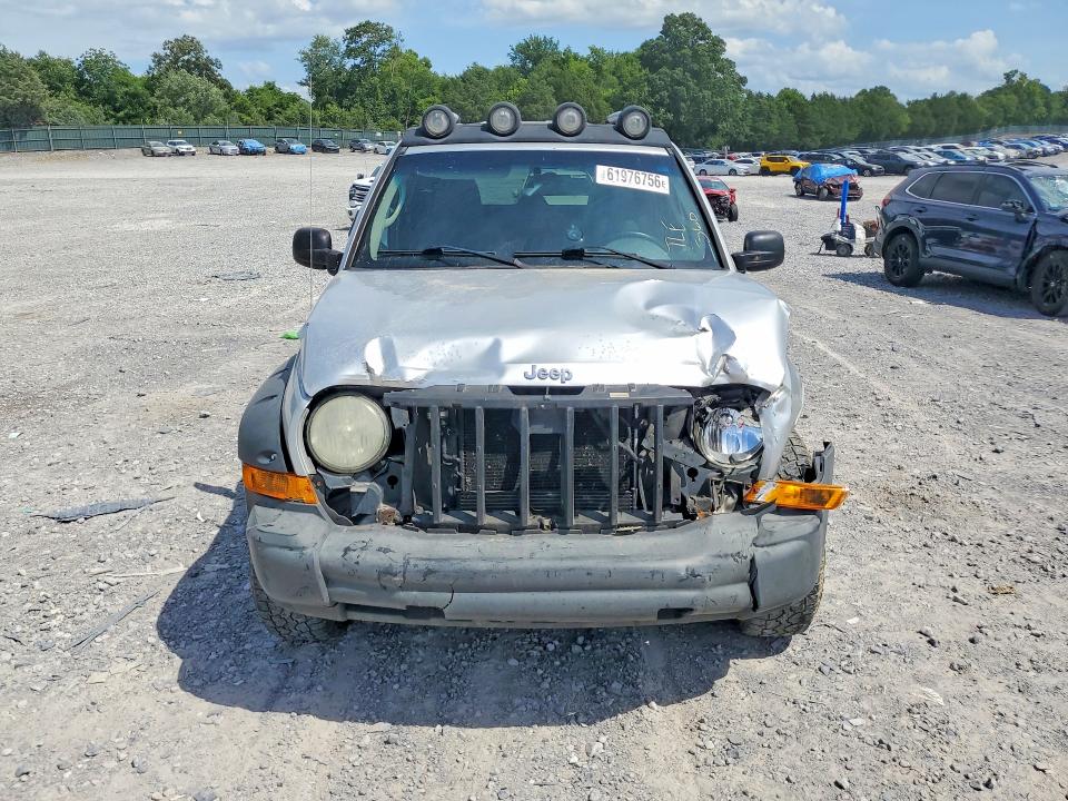 61976756 :رقم المزاد ، 1J4GL38KX5W526518 vin ، 2005 Jeep Liberty مزاد بيع