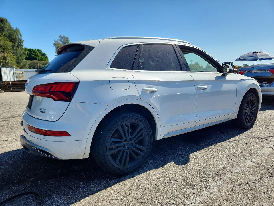 2018 Audi Q5 მანქანა იყიდება აუქციონზე, vin: WA1BNAFY9J2248051, აუქციონის ნომერი: 62293746