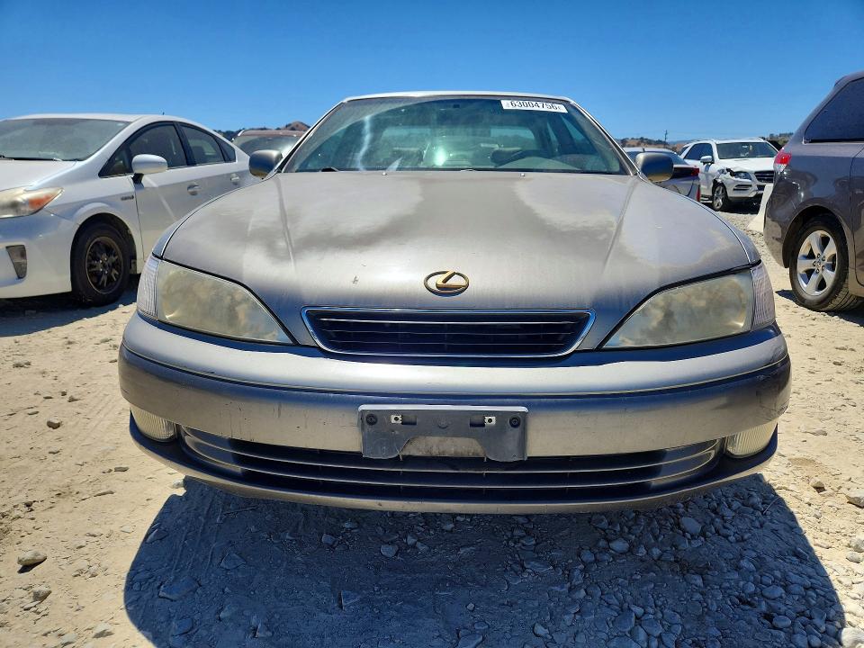 1997 Lexus Es მანქანა იყიდება აუქციონზე, vin: JT8BF22G6V0044541, აუქციონის ნომერი: 63004756