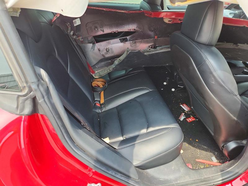 61406286 :رقم المزاد ، 5YJ3E1EA6KF411610 vin ، 2019 Tesla Model 3 مزاد بيع