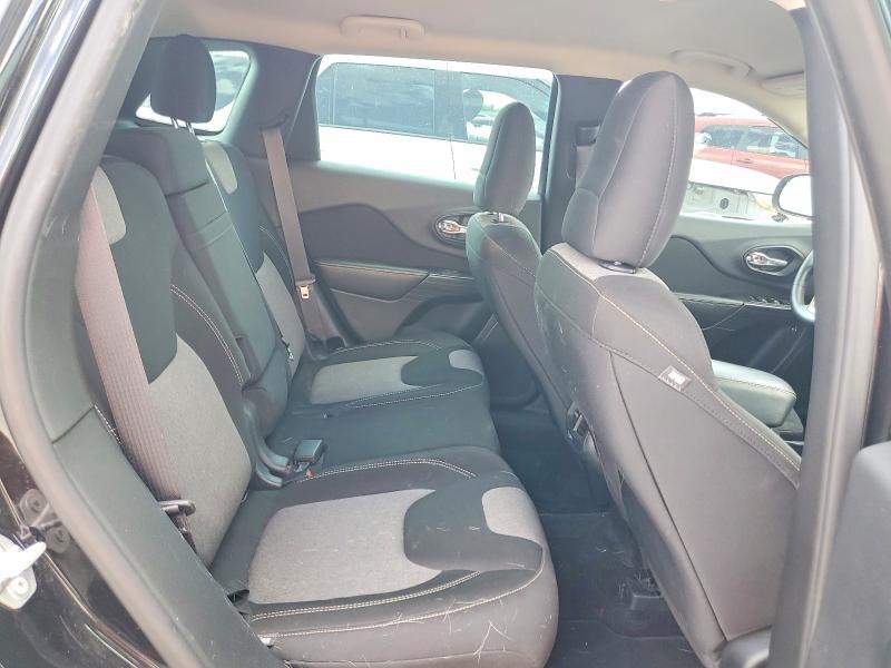 58073436 :رقم المزاد ، 1C4PJLAB0FW741929 vin ، 2015 Jeep Cherokee مزاد بيع