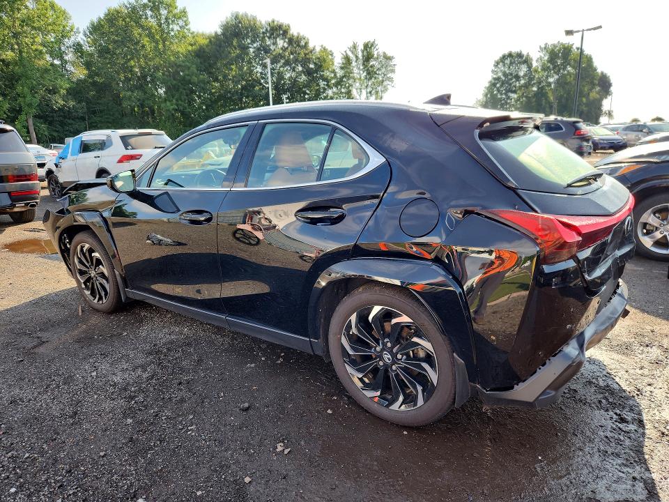 63176386 :رقم المزاد ، JTHP9JBH3P2067850 vin ، 2023 Lexus Ux 250h مزاد بيع