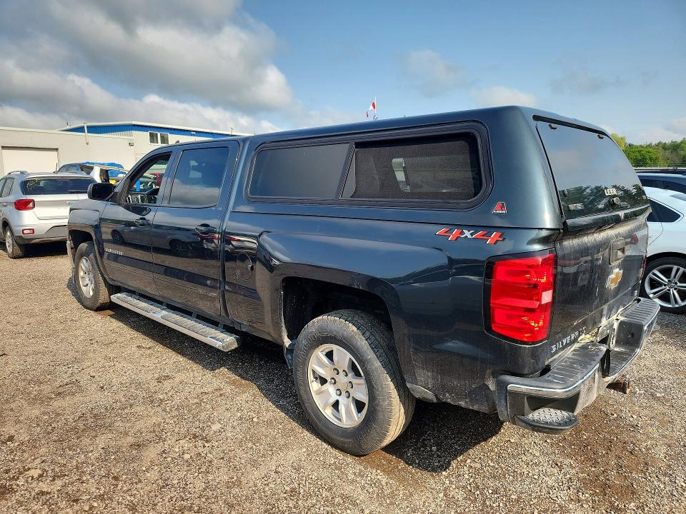 Продаж на аукціоні авто 2018 Chevrolet Silverado, vin: 3GCUKREC6JG526780, номер лоту: 62589426