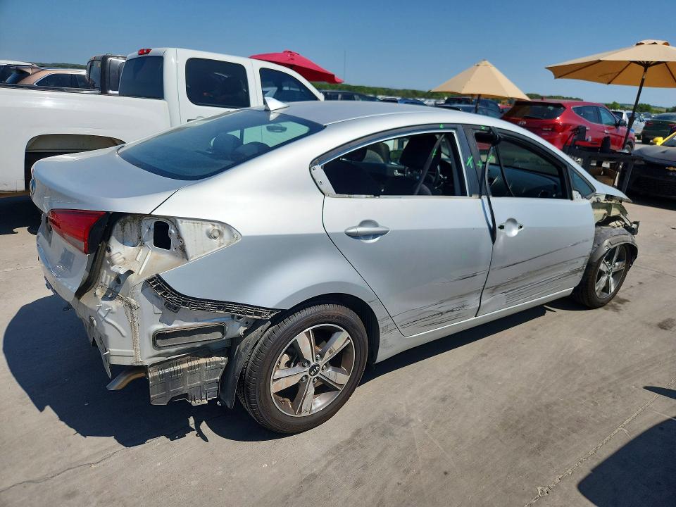 Продажа на аукционе авто 2018 Kia Forte, vin: 3KPFL4A70JE166614, номер лота: 62462386