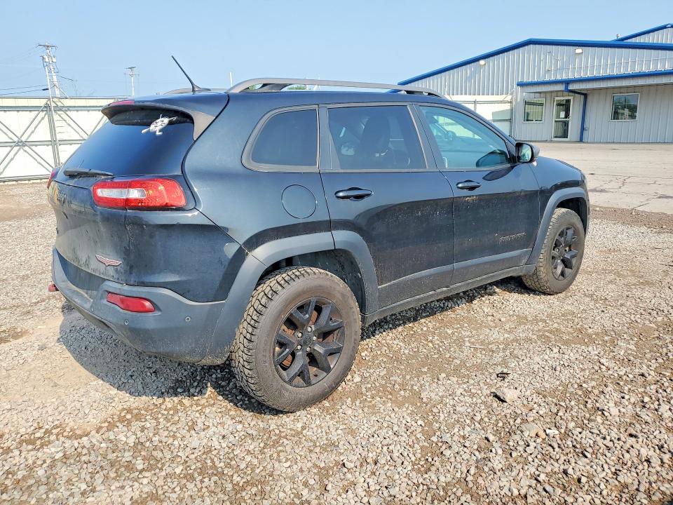 2015 Jeep Cherokee მანქანა იყიდება აუქციონზე, vin: 1C4PJMBSXFW639834, აუქციონის ნომერი: 59262656