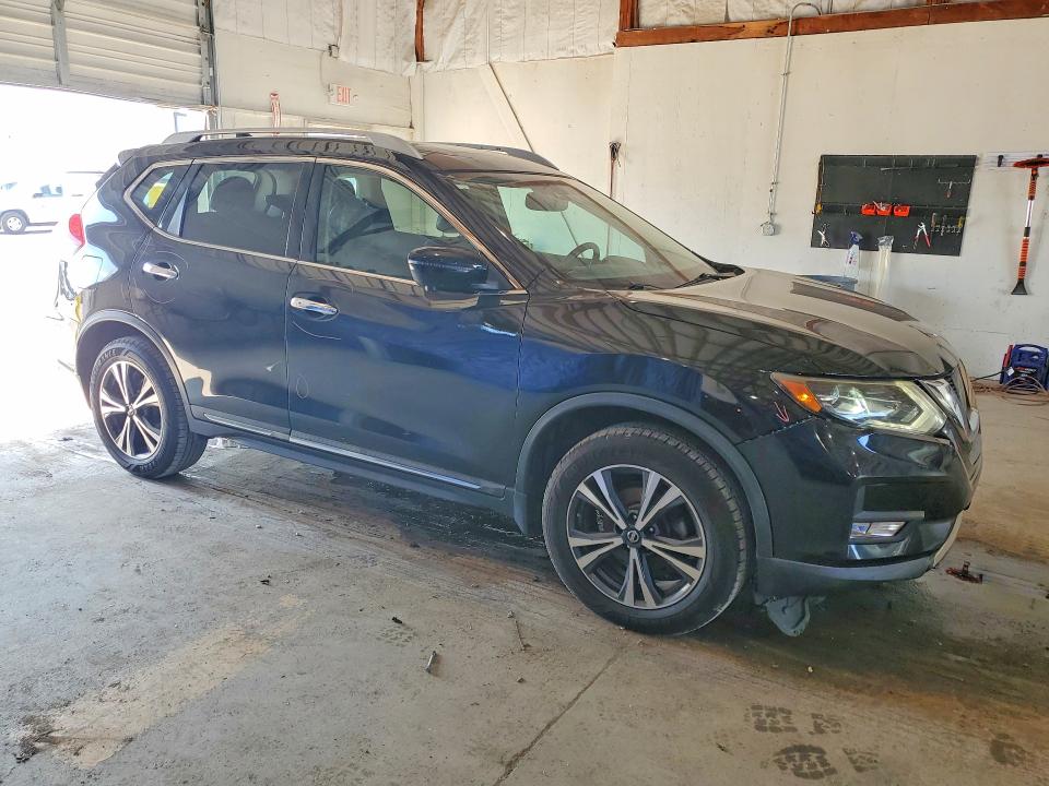 Продажа на аукционе авто 2017 Nissan Rogue, vin: 5N1AT2MV4HC742534, номер лота: 85772865
