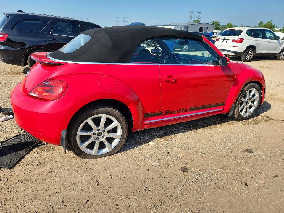 58797796 :رقم المزاد ، 3VW5X7AT3DM817806 vin ، 2013 Volkswagen Beetle مزاد بيع