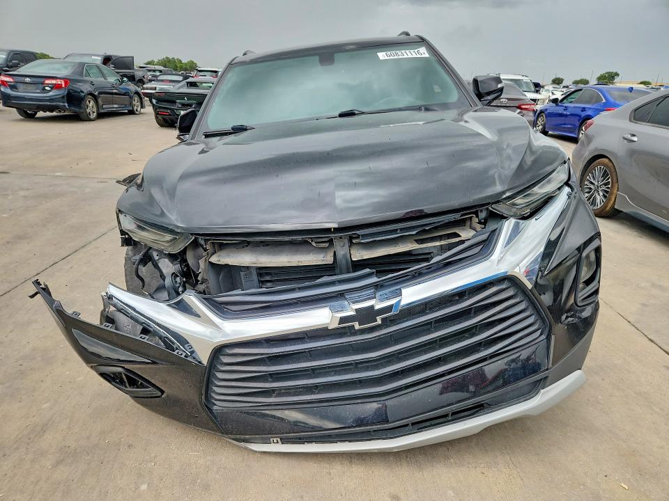 60831116 :رقم المزاد ، 3GNKBDRS8KS702939 vin ، 2019 Chevrolet Blazer مزاد بيع