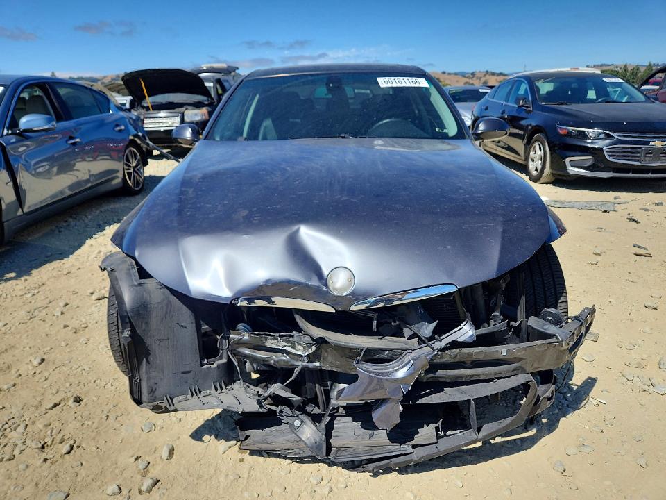 60181166 :رقم المزاد ، WBAVB33596KS38657 vin ، 2006 Bmw 330 مزاد بيع