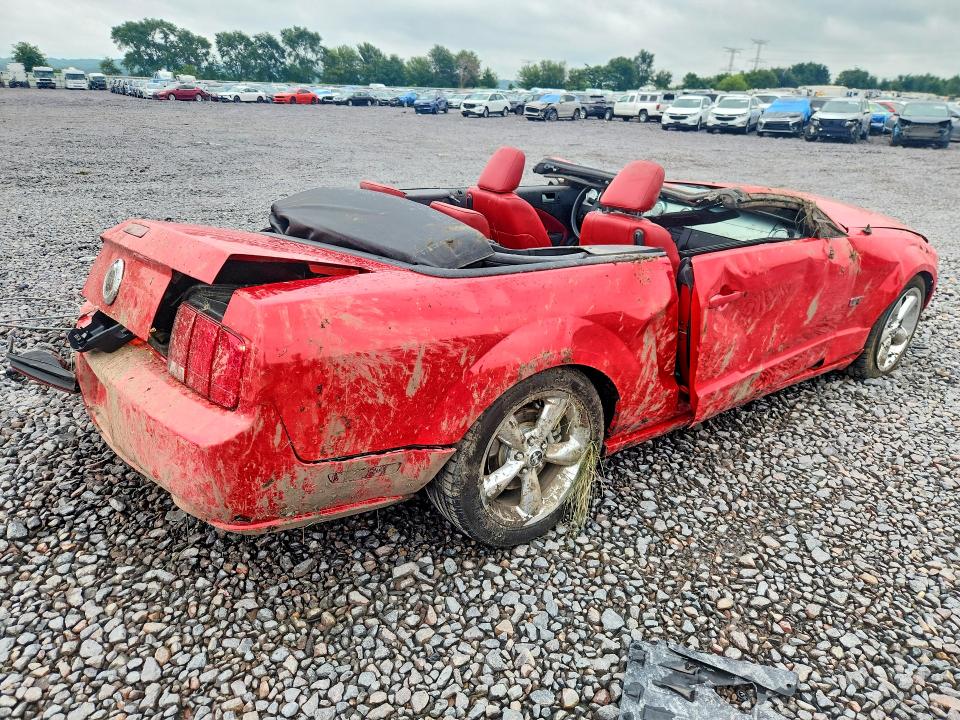 63571356 :رقم المزاد ، 1ZVHT85H775286981 vin ، 2007 Ford Mustang مزاد بيع