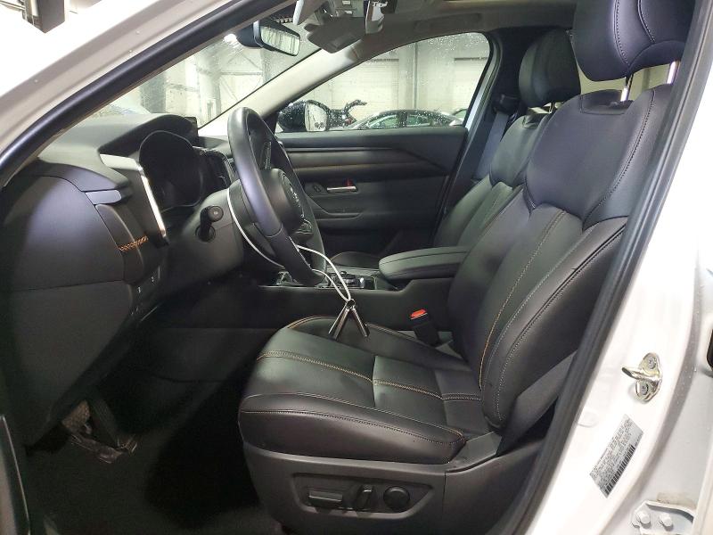 60015536 :رقم المزاد ، 7MMVABEM3SN383822 vin ، 2025 Mazda Cx-50 مزاد بيع