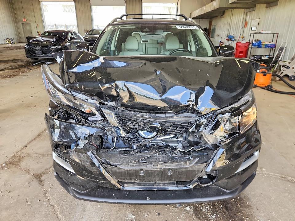 59639376 :رقم المزاد ، JN1BJ1CVXNW352822 vin ، 2022 Nissan Rogue Sport مزاد بيع
