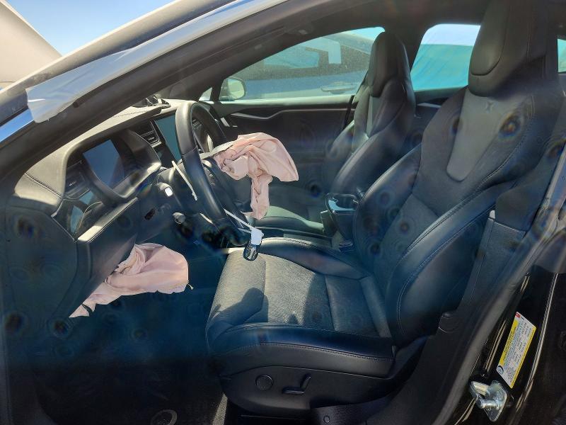 51371646 :رقم المزاد ، 5YJSA1E27JF280895 vin ، 2018 Tesla Model S مزاد بيع