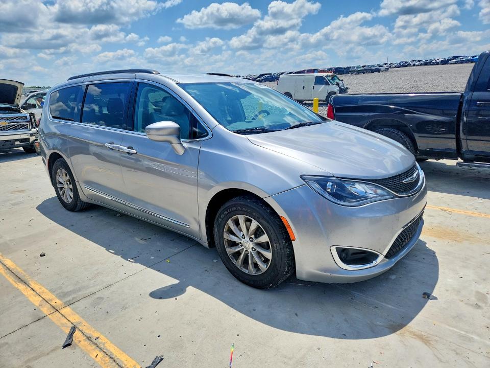 2017 Chrysler Pacifica მანქანა იყიდება აუქციონზე, vin: 2C4RC1BG1HR788108, აუქციონის ნომერი: 63413456