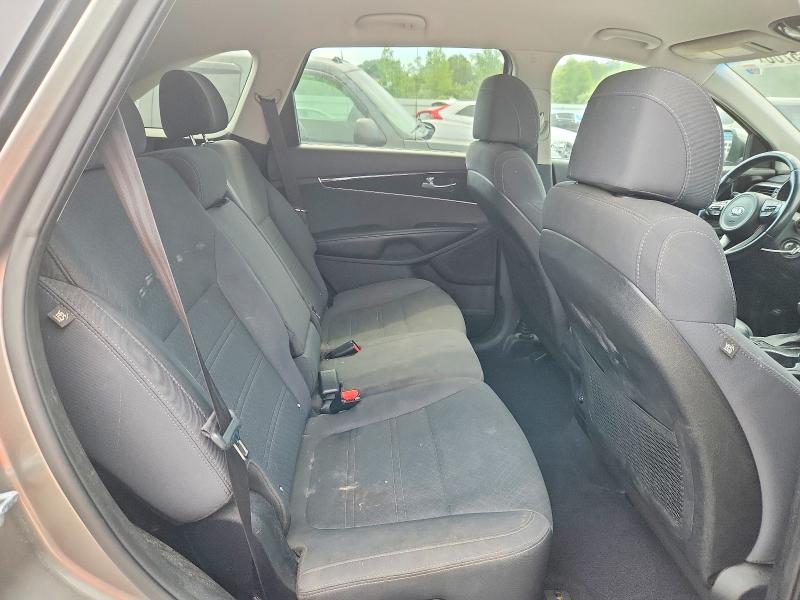 Продажа на аукционе авто 2017 Kia Sorento, vin: 5XYPGDA30HG249625, номер лота: 61555706