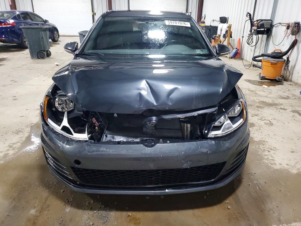 59701976 :رقم المزاد ، 3VW4T7AU5HM057755 vin ، 2017 Volkswagen Gti مزاد بيع