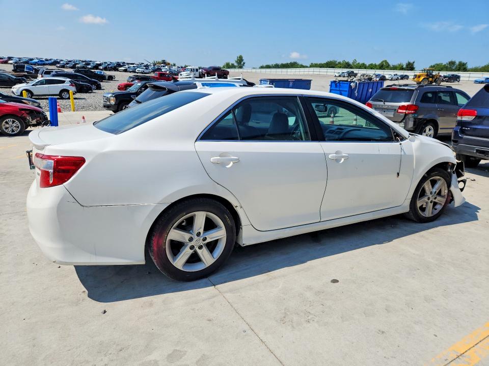 Aukcja sprzedaży 2014 Toyota Camry, vin: 4T1BF1FK3EU771800, numer aukcji: 61843996