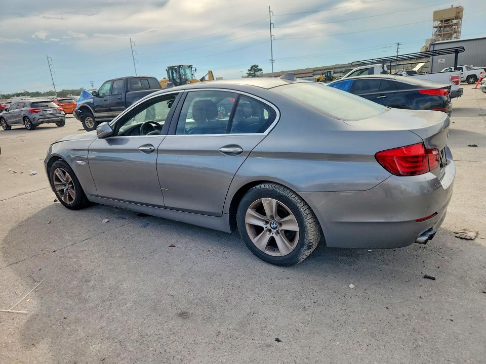 60574766 :رقم المزاد ، WBAXG5C54CDX02377 vin ، 2012 Bmw 528 مزاد بيع