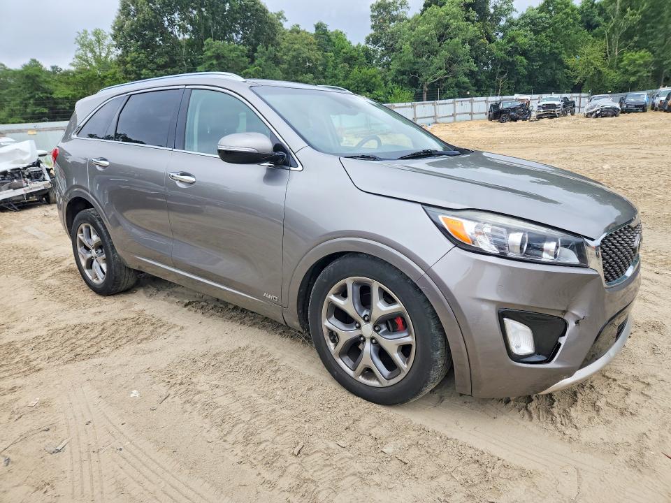 62161726 :رقم المزاد ، 5XYPKDA55HG329793 vin ، 2017 Kia Sorento مزاد بيع