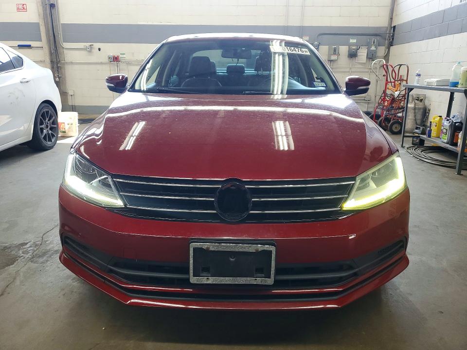 62016476 :رقم المزاد ، 3VWDB7AJ3HM368769 vin ، 2017 Volkswagen Jetta مزاد بيع