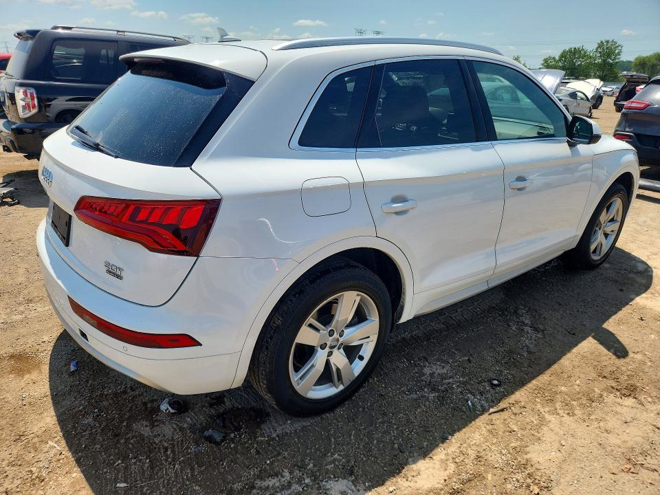 Продаж на аукціоні авто 2018 Audi Q5, vin: WA1BNAFY3J2111381, номер лоту: 60869676