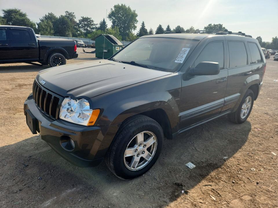 2005 Jeep Grand Cherokee მანქანა იყიდება აუქციონზე, vin: 1J4GR48K85C509402, აუქციონის ნომერი: 61041046