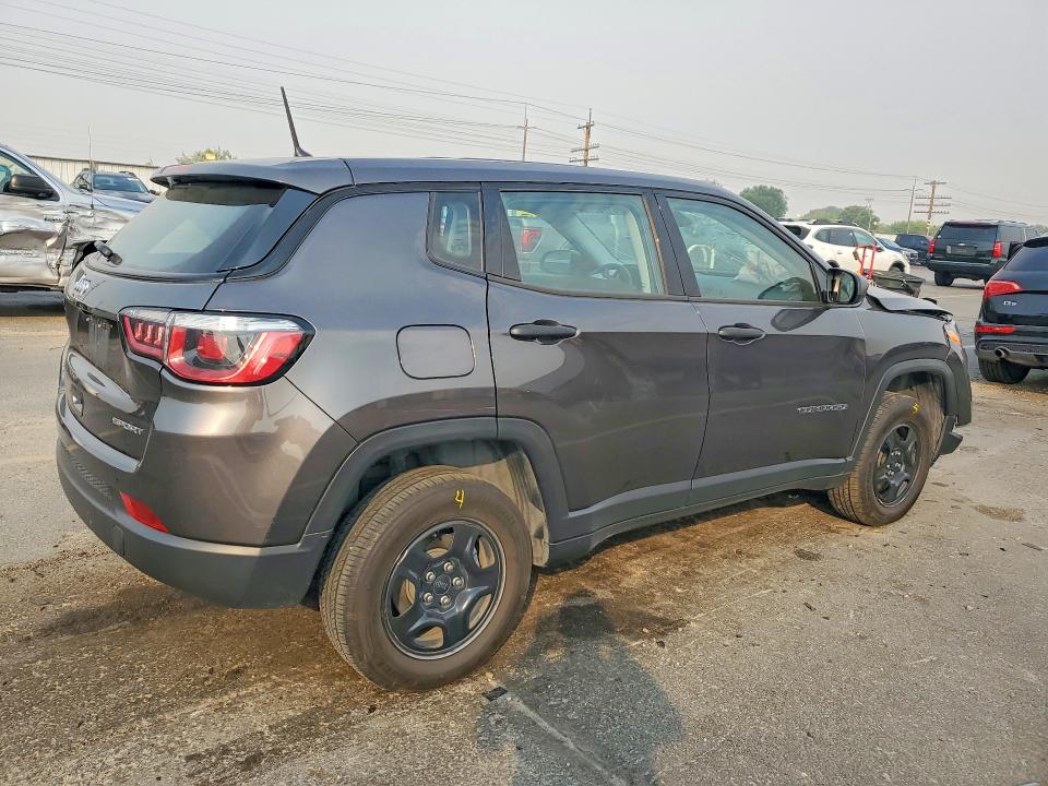 Продаж на аукціоні авто 2018 Jeep Compass, vin: 3C4NJDAB8JT415596, номер лоту: 61762056