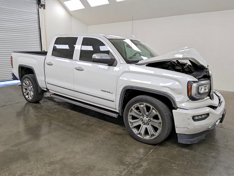 61896606 :رقم المزاد ، 3GTU2PEJ5JG597181 vin ، 2018 Gmc Sierra مزاد بيع