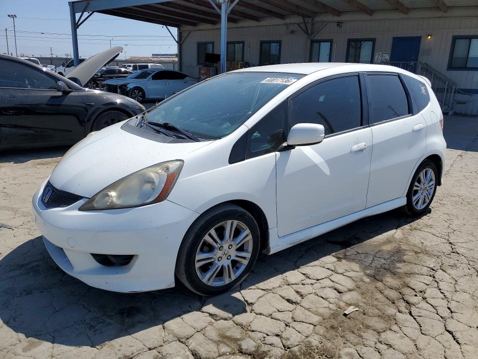 Продажа на аукционе авто 2011 Honda Fit, vin: JHMGE8H54BC018015, номер лота: 60017136