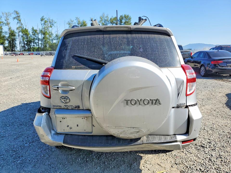 61203006 :رقم المزاد ، JTMDF4DV8B5046534 vin ، 2011 Toyota Rav4 مزاد بيع