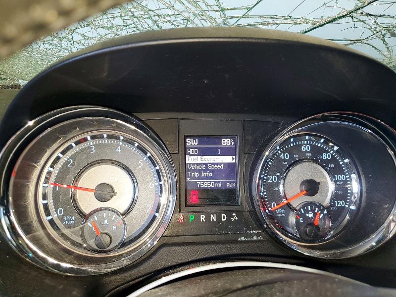 61483046 :رقم المزاد ، 2C4RC1BG6FR655017 vin ، 2015 Chrysler Town & Country مزاد بيع