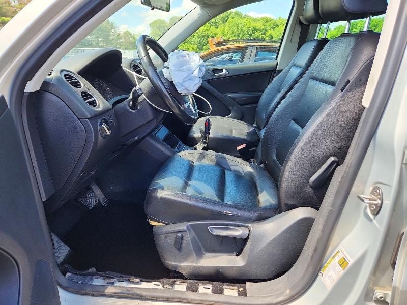 60225706 :رقم المزاد ، WVGAV7AX6CW515625 vin ، 2012 Volkswagen Tiguan مزاد بيع