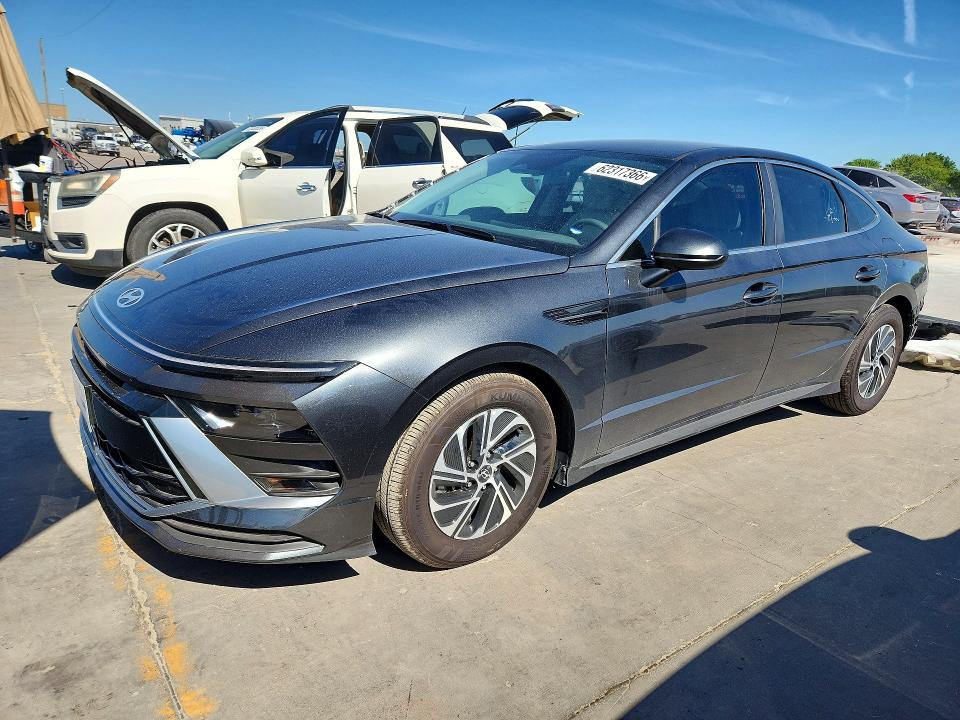 2026 Hyundai Sonata მანქანა იყიდება აუქციონზე, vin: KMHL24JJ3TA151222, აუქციონის ნომერი: 62317366