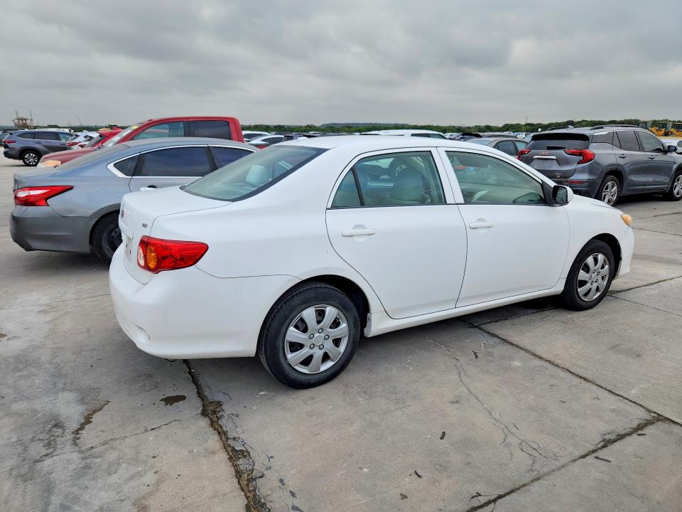 62493696 :رقم المزاد ، 1NXBU4EEXAZ233396 vin ، 2010 Toyota Corolla مزاد بيع