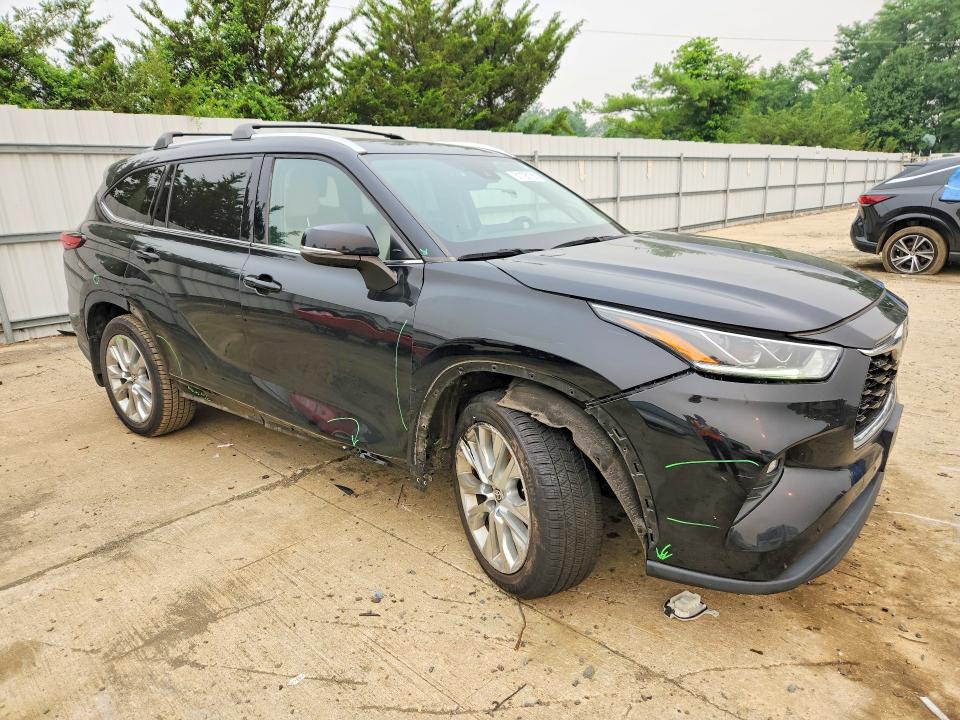 Aukcja sprzedaży 2021 Toyota Highlander, vin: 5TDDZRBHXMS525469, numer aukcji: 61128186
