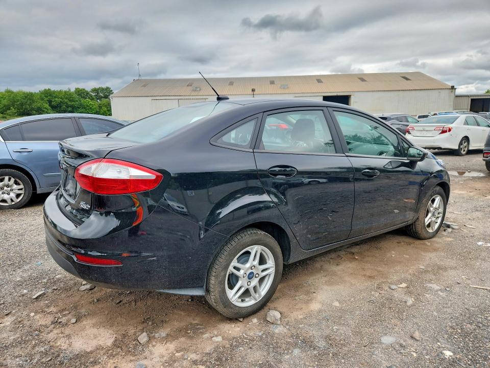 62568306 :رقم المزاد ، 3FADP4BJ3KM146795 vin ، 2019 Ford Fiesta مزاد بيع