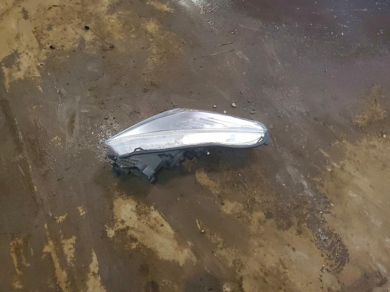 60388006 :رقم المزاد ، 1FMCU9GD2JUC33642 vin ، 2018 Ford Escape مزاد بيع